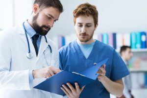 5 Reasons to Become a Medical Assistant